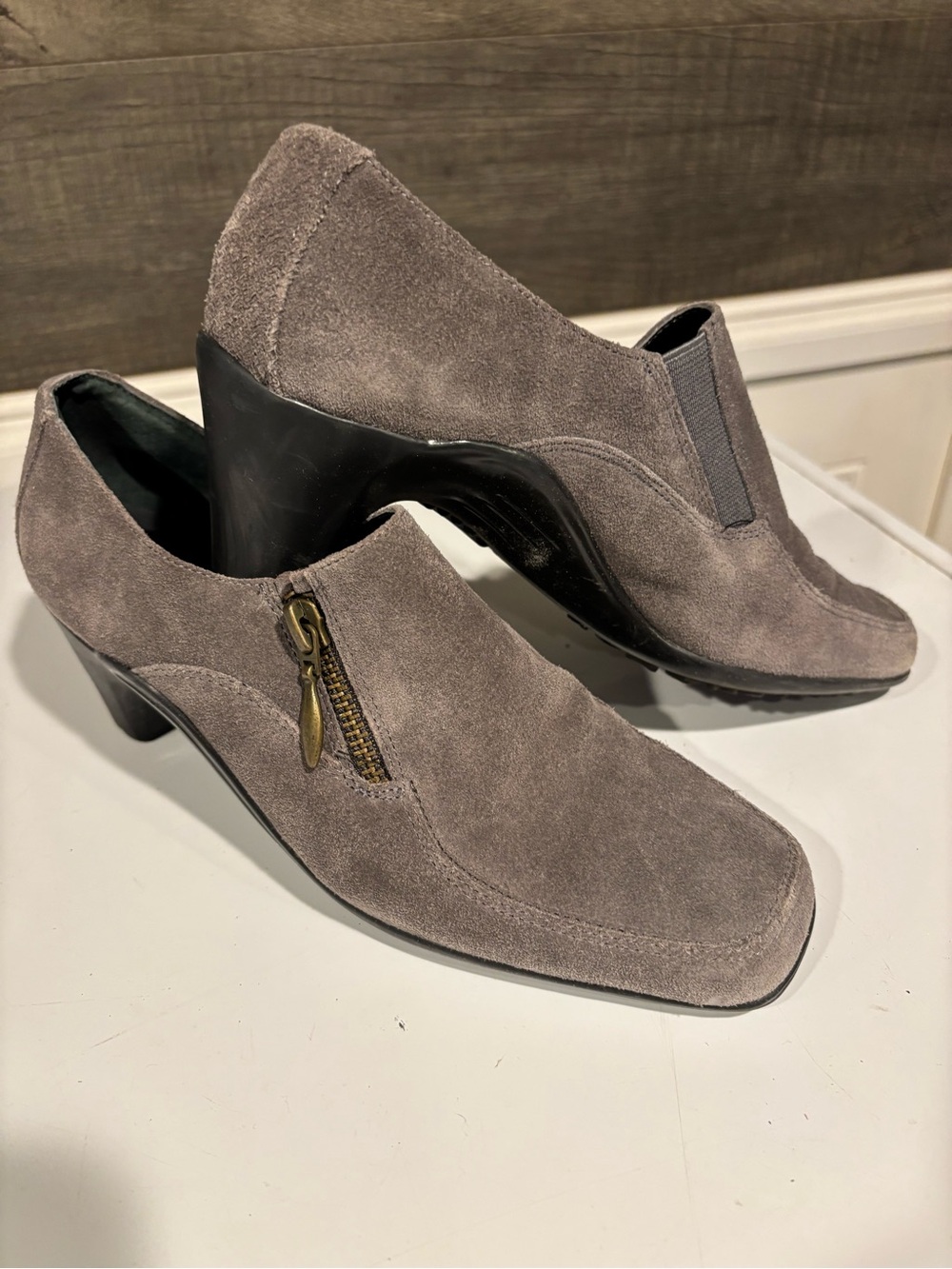 Women's Aerosoles Suede Shoes